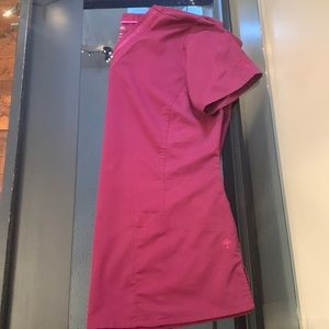 Wine VAC Purple Label Scrub Top